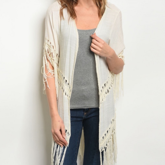 LAST 1! IVORY FRINGE CARDIGAN - Picture 3 of 3